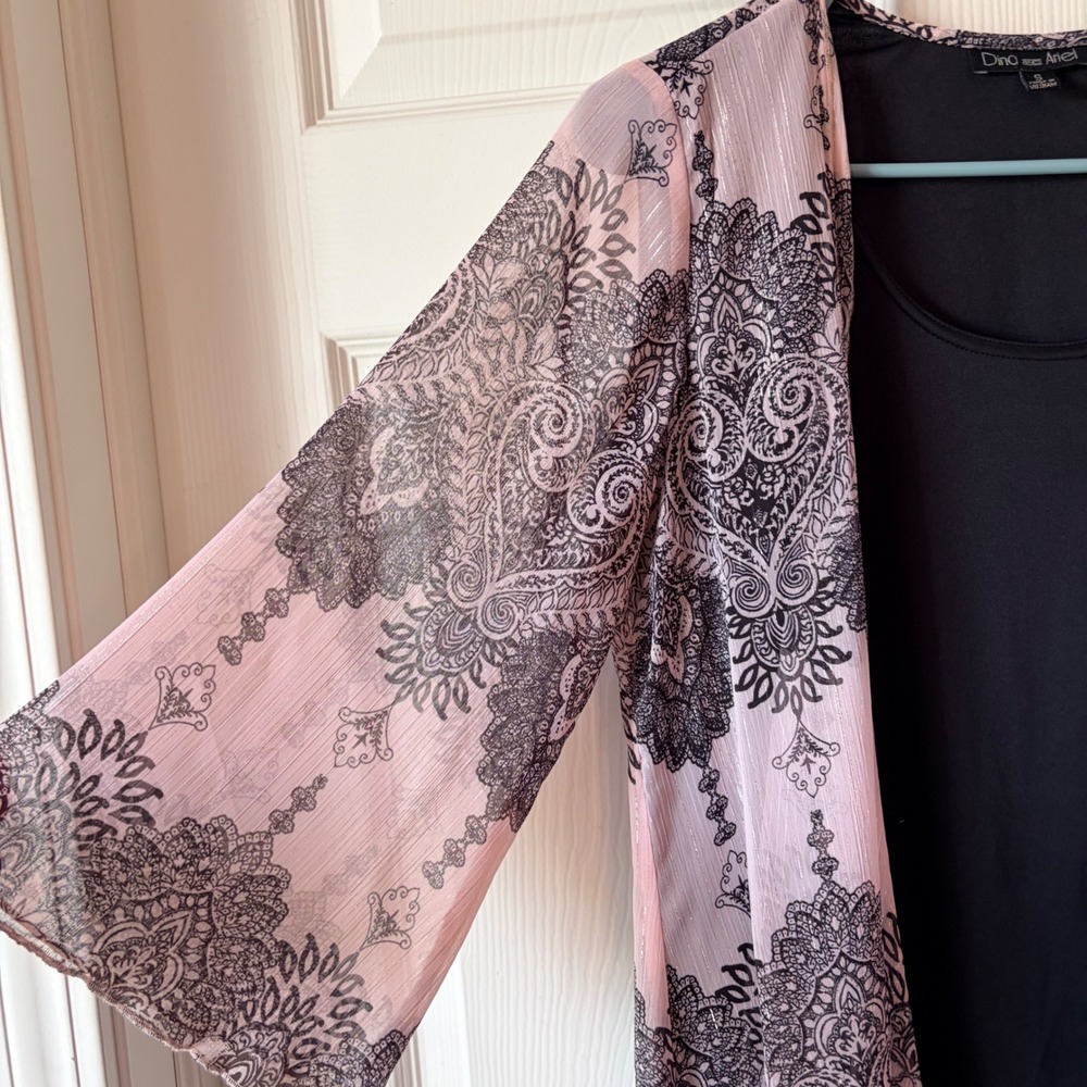Dina and Ariel Womens Single Piece Pink Paisley Sheer Sleeves‎ Black Tank Small - Picture 2 of 4